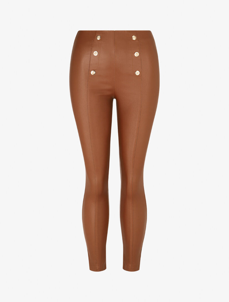 Pantalon uni en simili à boutons décoratifs - Camel - 1