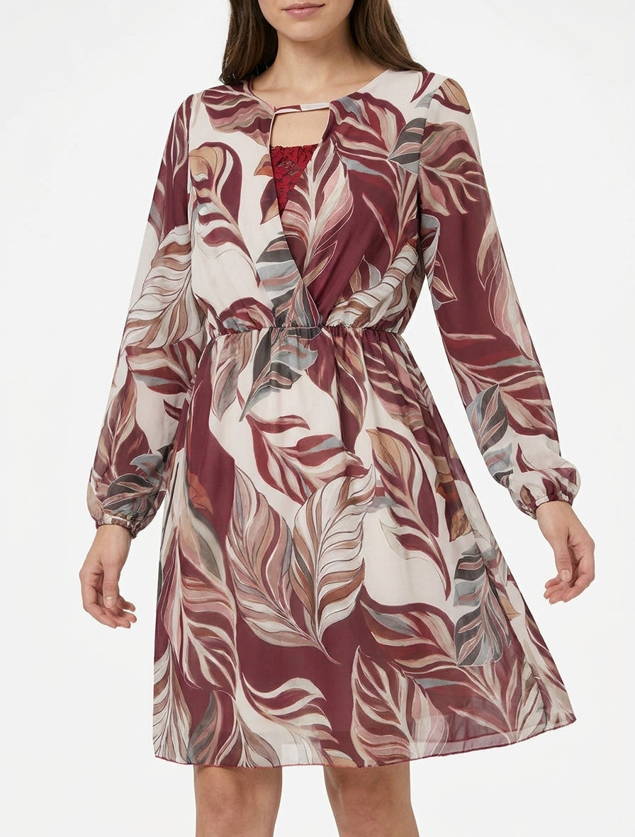 Ausgestelltes Kleid mit stilisiertem Blätterdruck - Weinrot