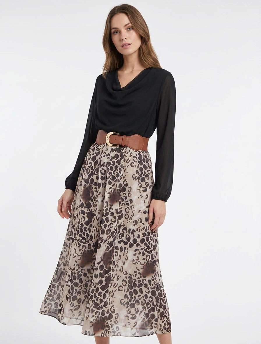 Gerade geschnittenes Leopardenkleid mit langen Ärmeln - Schwarz