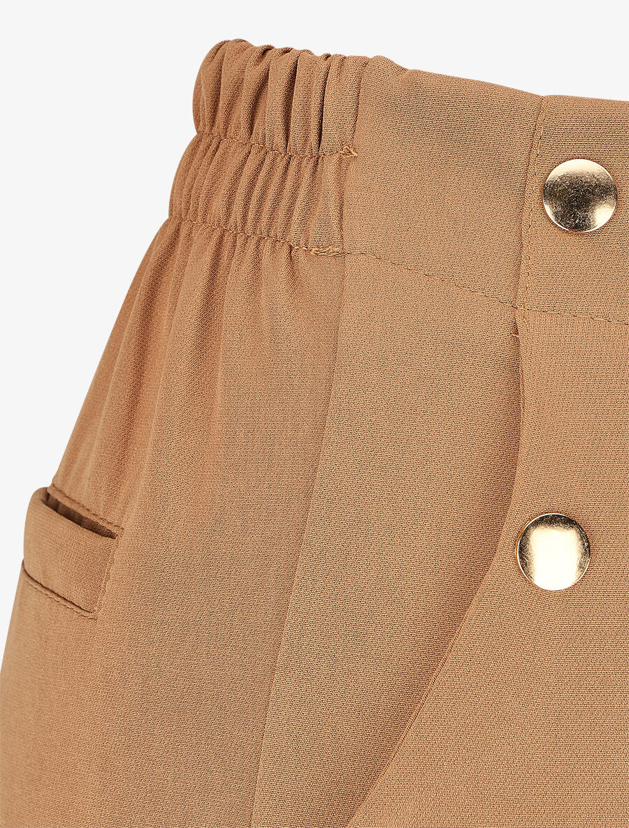 Pantalon droit à boutons décoratifs dorés - Camel - 3