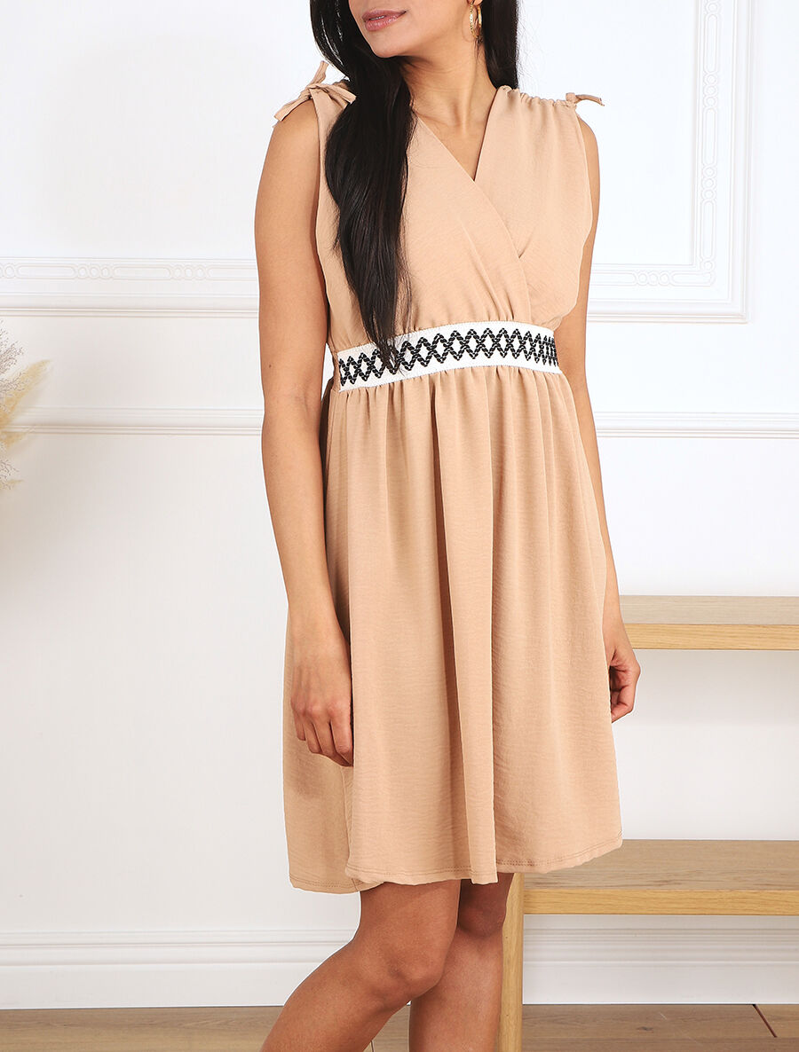 Robe uni à taille élastiquée - Camel - 4