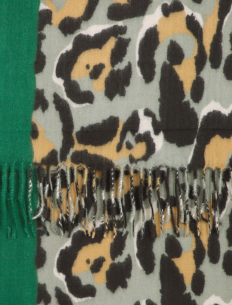 Echarpe douce à maxi imprimé léopard et franges - Vert d&