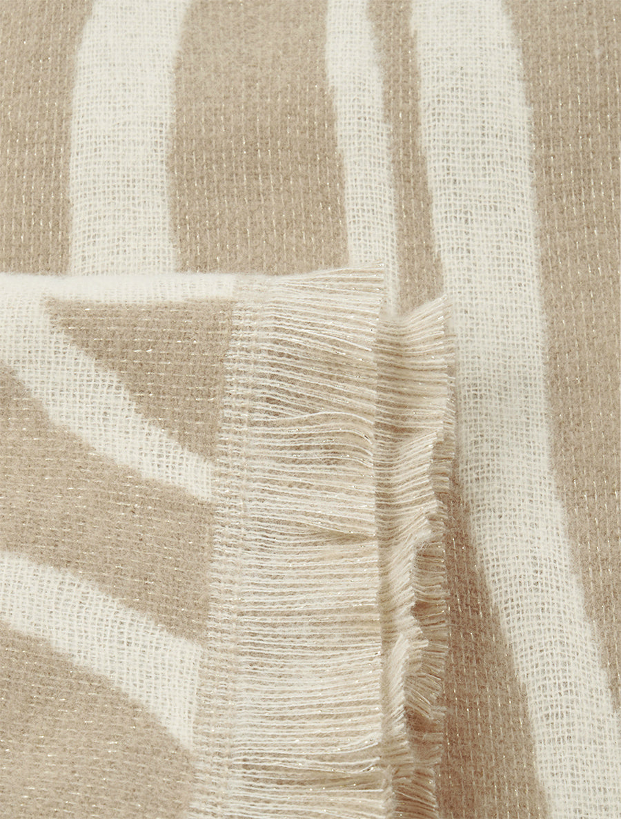 Echarpe duveteux à imprimé zèbre - Beige - 3