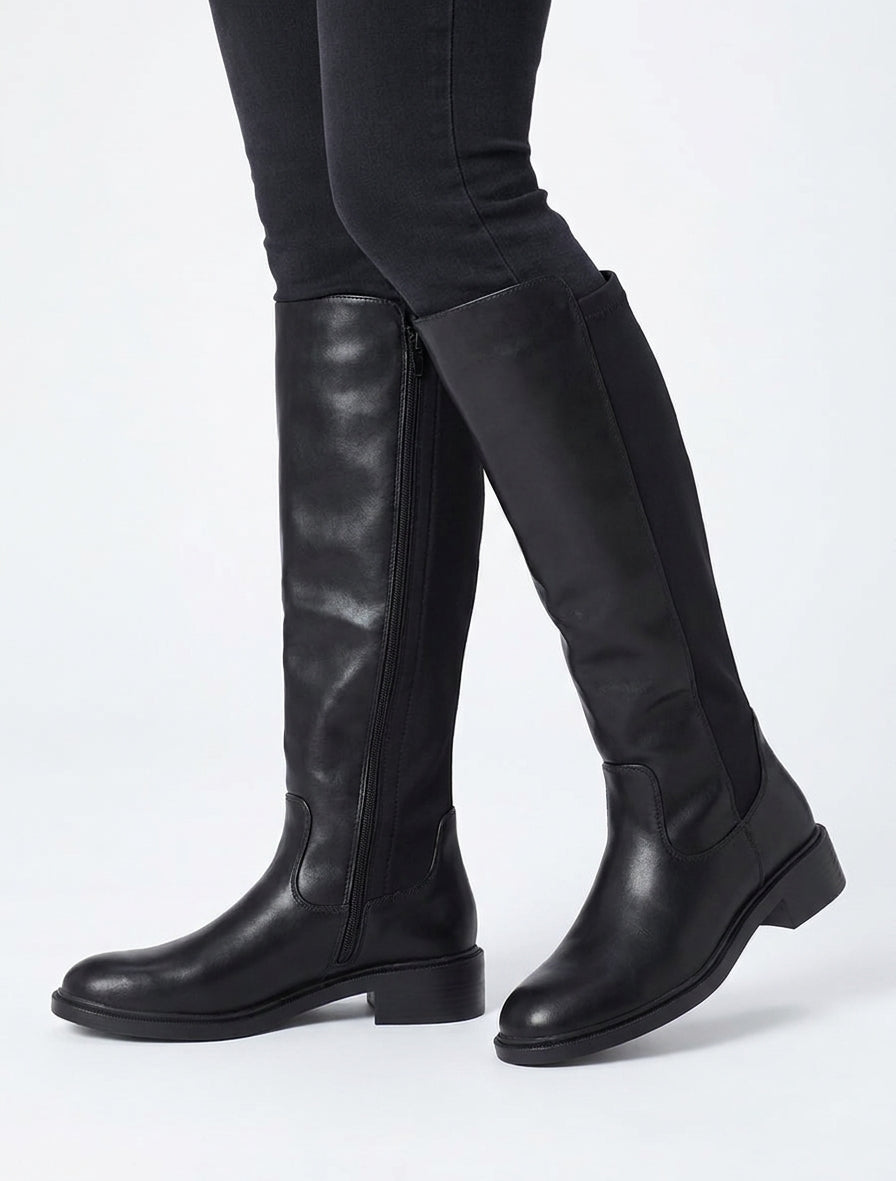 Stiefel aus zweifarbigem Material - Schwarz