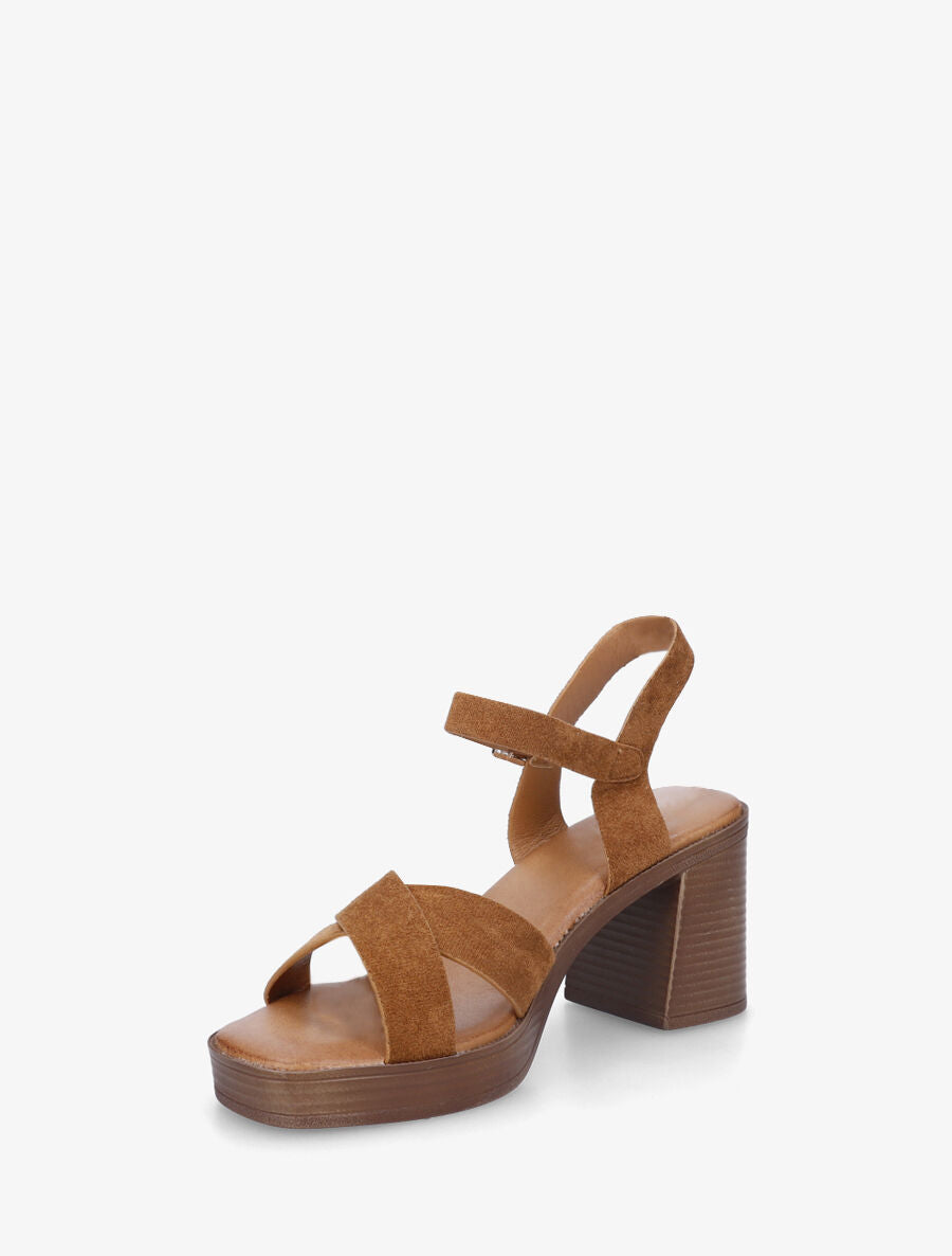 Sandales en suédine à brides croisées - Camel - 3