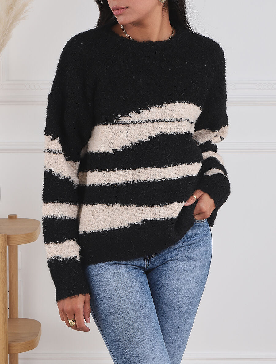 Pull duveteux à motif rayures - Noir - 4