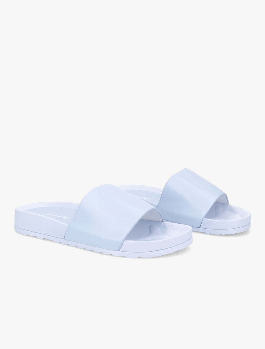 Claquettes classiques en simili - Bleu ciel - 4