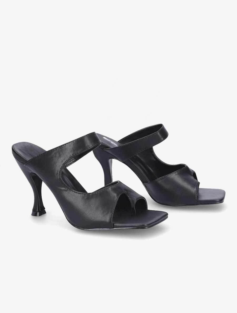 Mules asymétriques à entredoigt - Noir - 4