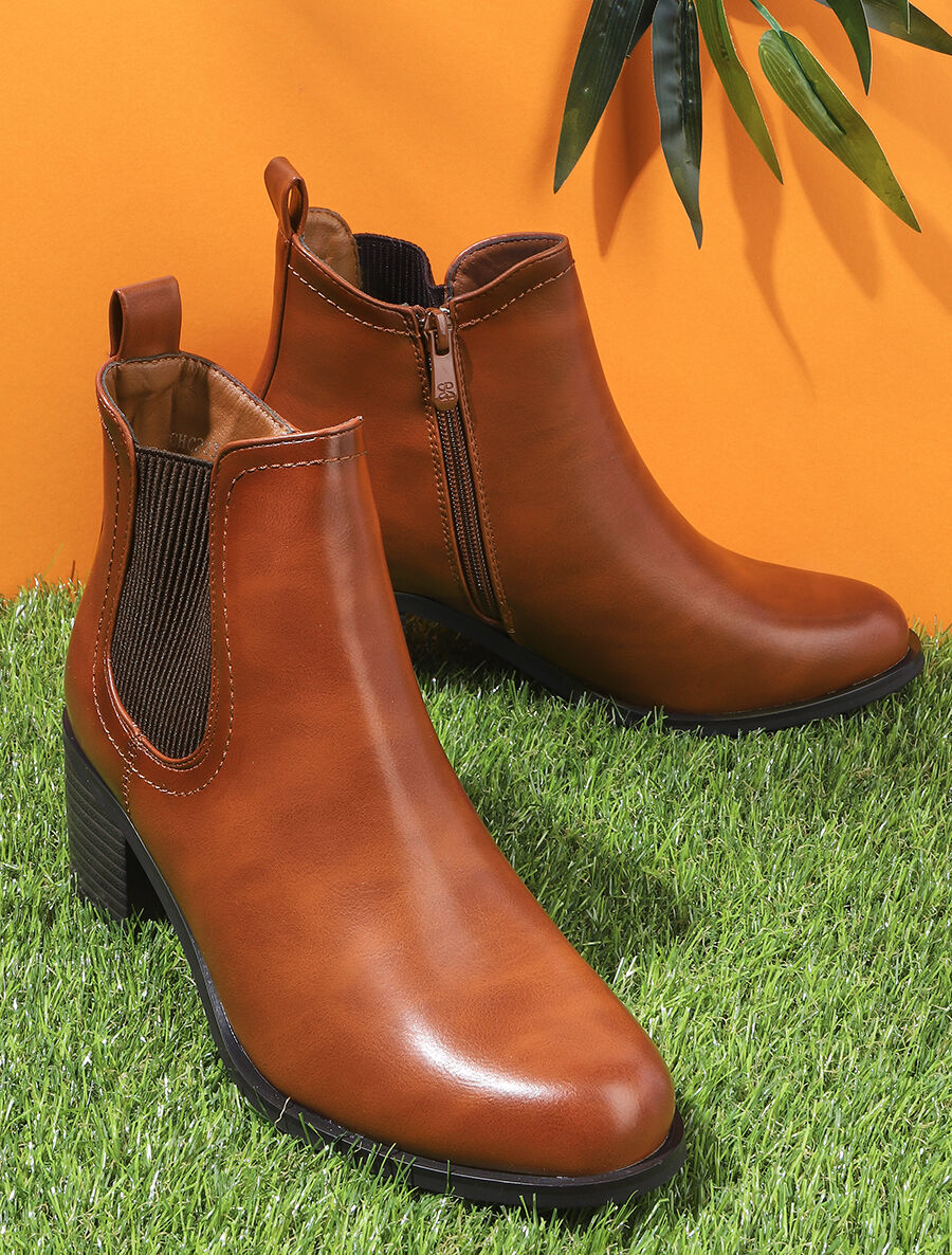 Bottines en simili et côté élastiqué - Camel - 5