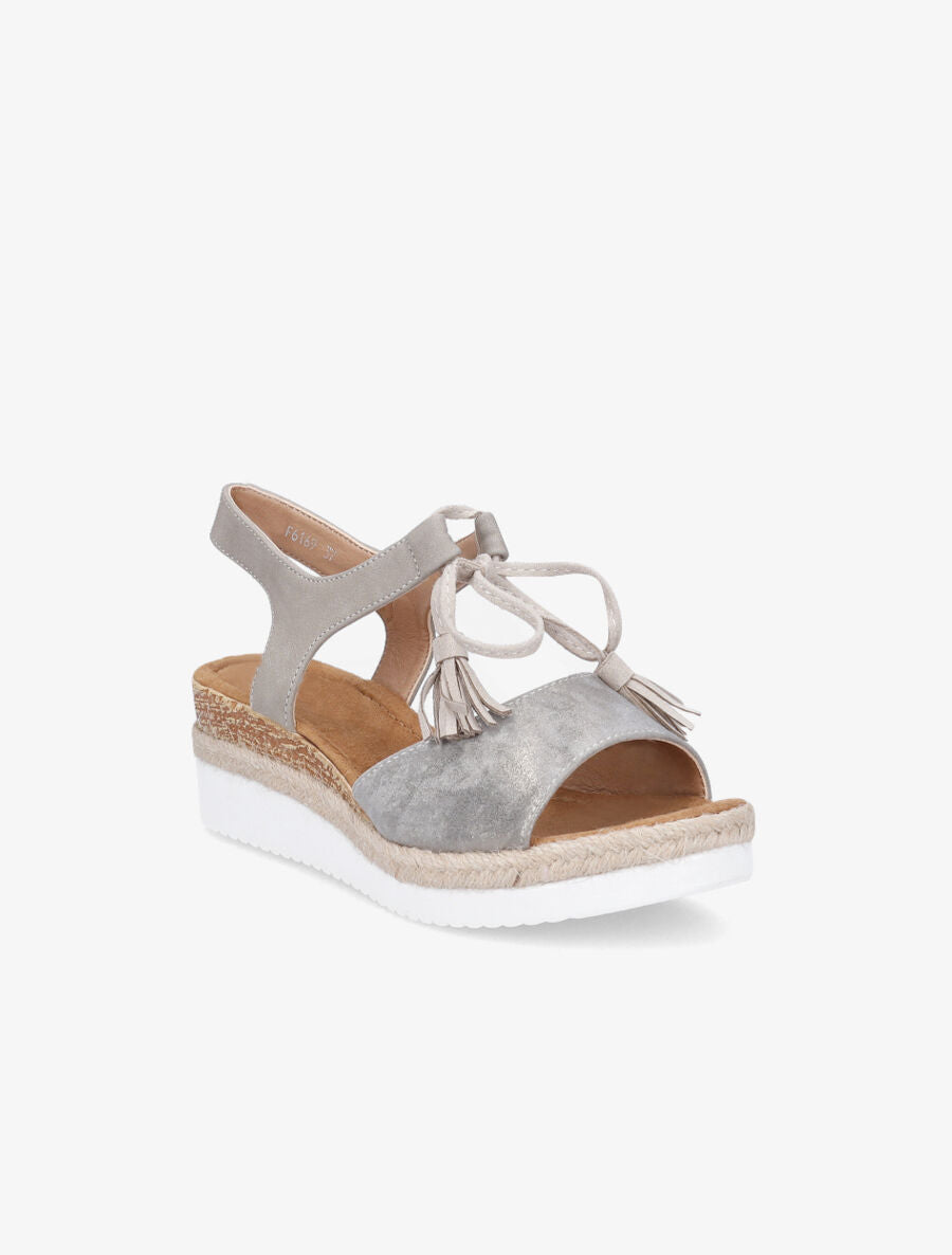 Sandales compensées à lacets et pompons - Taupe - 2
