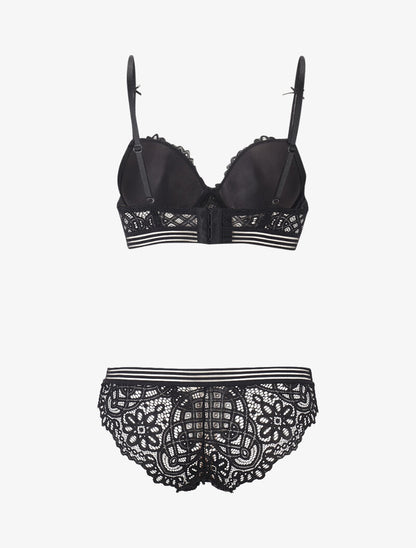 Ensemble en dentelle et à lignes ajourées - noir - 2