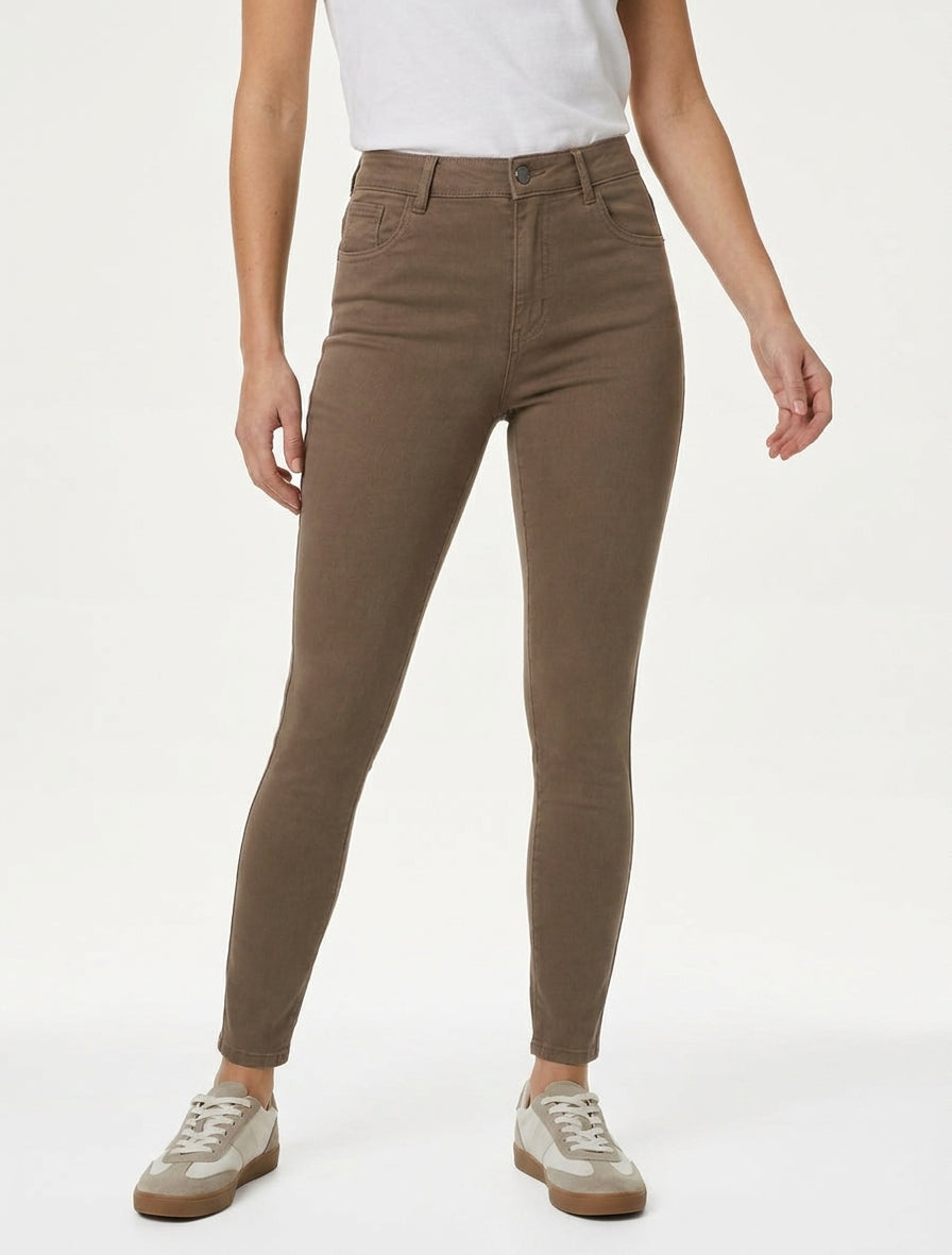 Schmal geschnittene Jeans mit hoher Taille - Dunkelmaulwurf