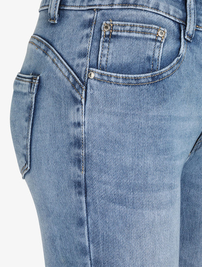 Jean push up à bords coupe franche - Bleu clair - 3