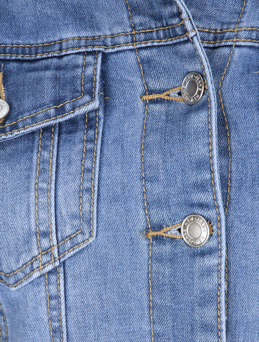 Gerade geschnittene, ausgewaschene Jeansjacke - Hellblau