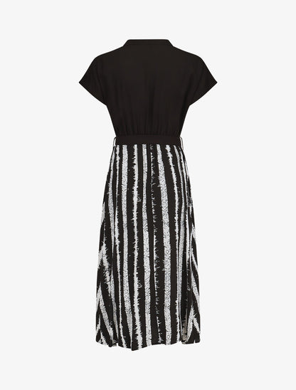 Robe longue élastiquée à jupe imprimé rayures - Noir - 2