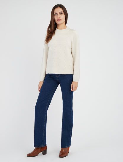 Gerader Pullover mit Rundhalsausschnitt aus Fantasie-Strick - Ecru