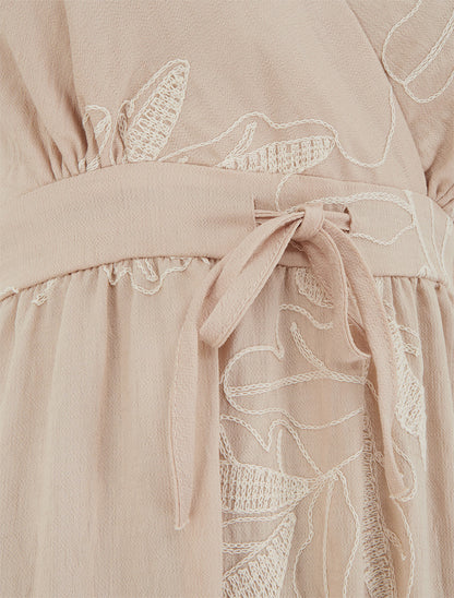 Robe longue empire à broderies feuilles stylisées - Beige - 3