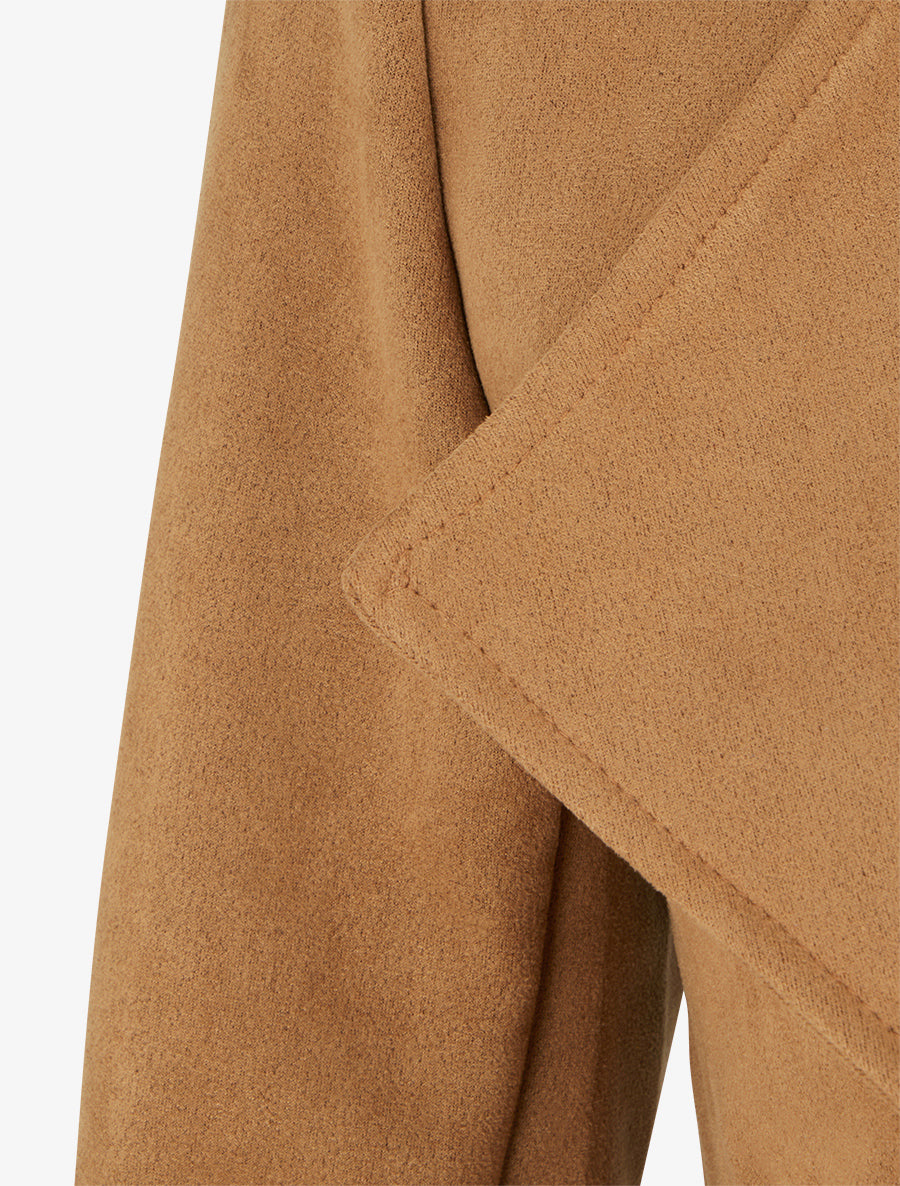 Jacke aus Wildlederimitat mit dekorativen Reißverschlusstaschen - Kamel