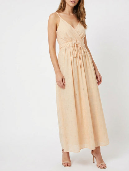 Einfarbiges elastisches Kleid mit schimmerndem Detail - Lachsrosa