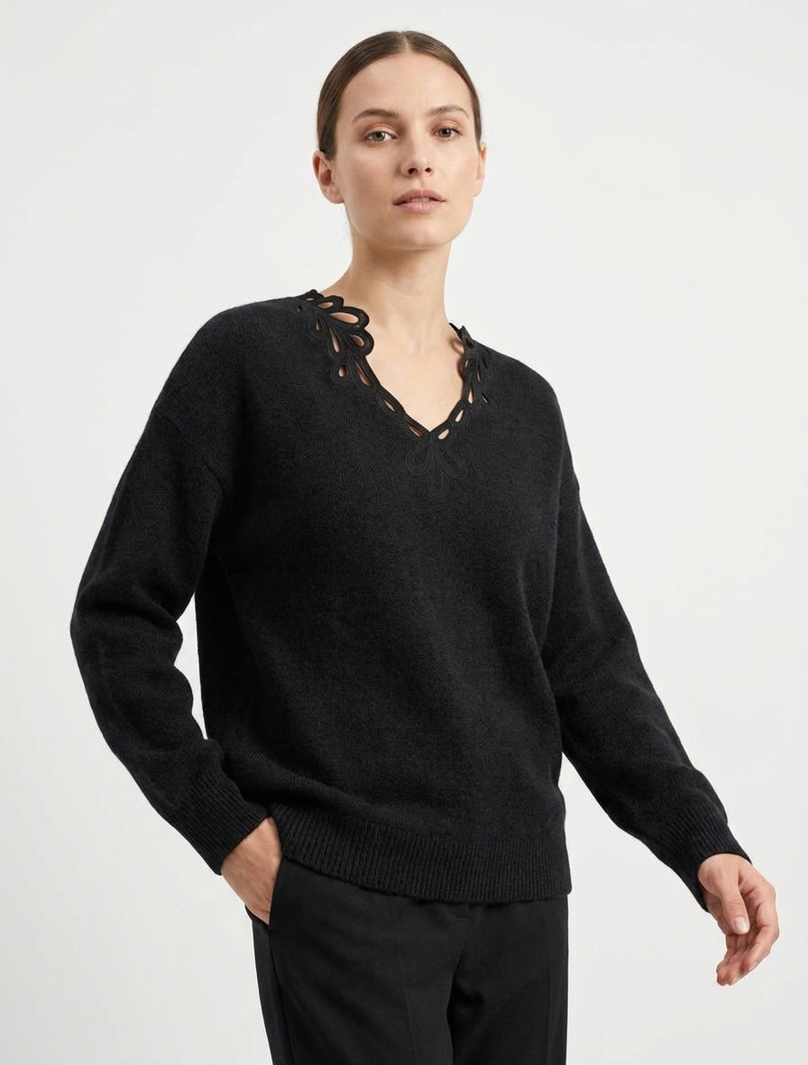 Einfarbiger Pullover mit durchbrochenem V-Ausschnitt - Schwarz