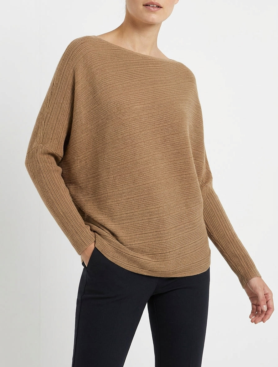 Weit geschnittener Pullover mit Fledermausärmeln - Kamel