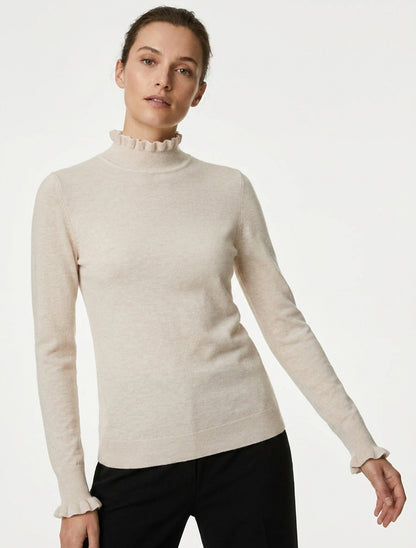 Gerader Pullover mit Stehkragen und ausgestellten Manschetten. - Beige