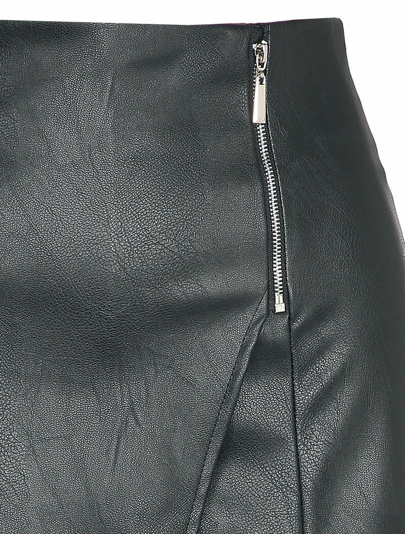 Short en simili effet jupe en trompe l&