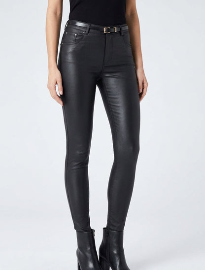 Beschichtete Skinny-Hose - Schwarz