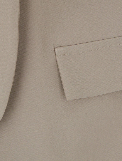 Unifarbener Blazer mit dekorativen Taschen - Maulwurf