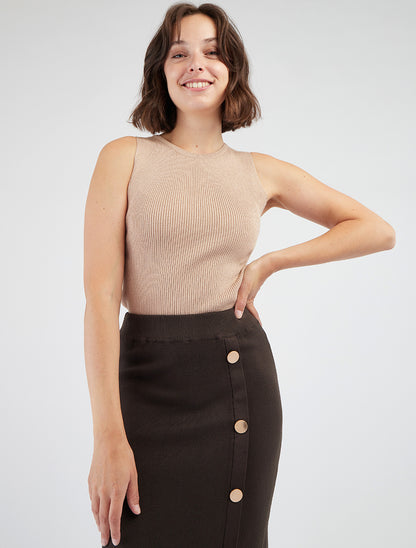 Geripptes, schimmerndes Tanktop mit schmaler Passform - Beige