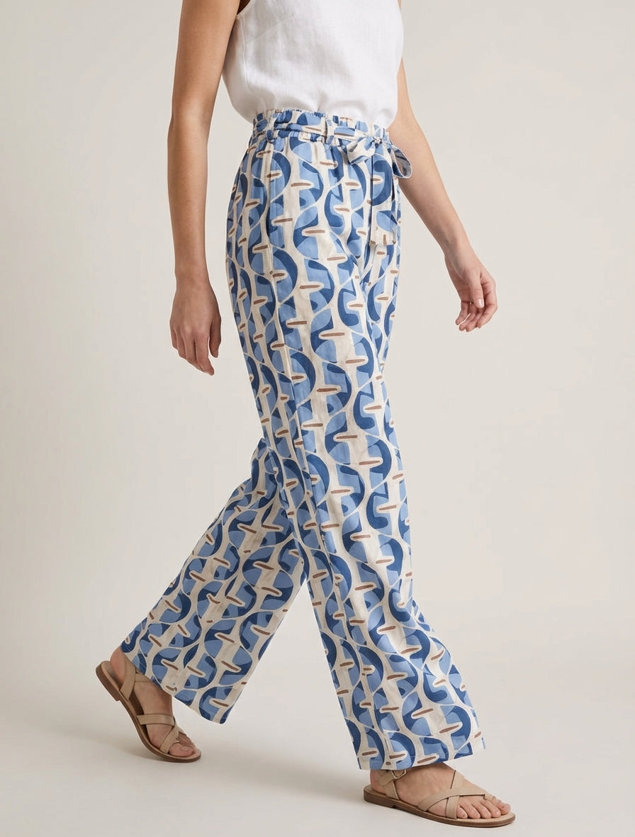 Elastische Hose mit grafischem Druck - Himmelblau
