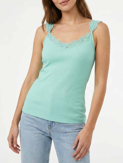 Geripptes Tanktop mit Spitzen-Trägern - Wassergrün