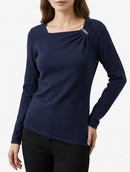 Gerader Feinstrickpullover mit eckigem Ausschnitt und Schmuckperlen. - Marine