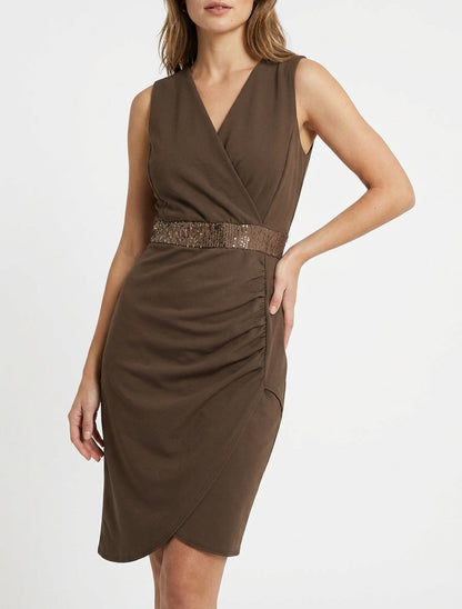 Ärmelloses Wickelkleid mit Pailletten - Braun