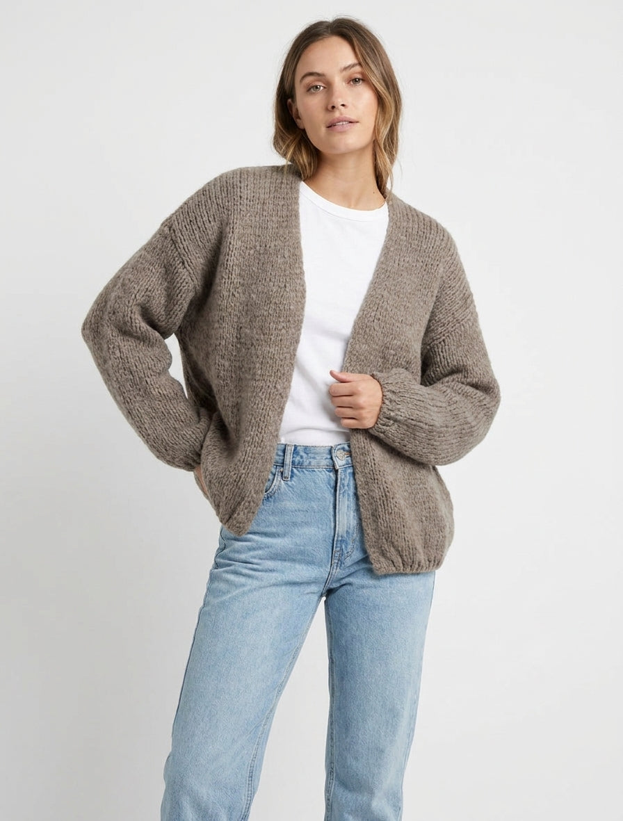 Offene Strickjacke aus grobem Strick in weiter Passform - Maulwurf
