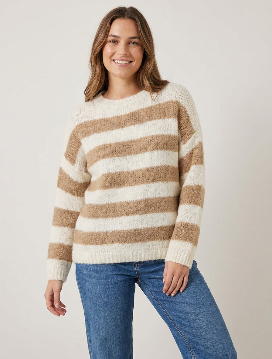 Weit geschnittener gestreifter Pullover aus Wollmischung - Kamel