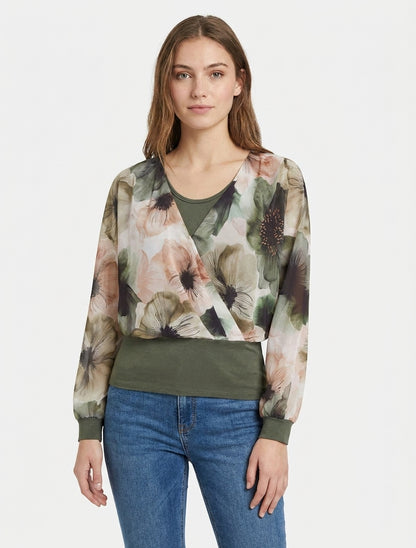 Oberteil aus bedrucktem Voile mit großen Blumen und Wickelausschnitt - Kaki