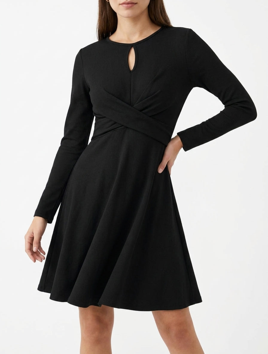 Skaterkleid mit Wickeleffekt in der Taille - Schwarz