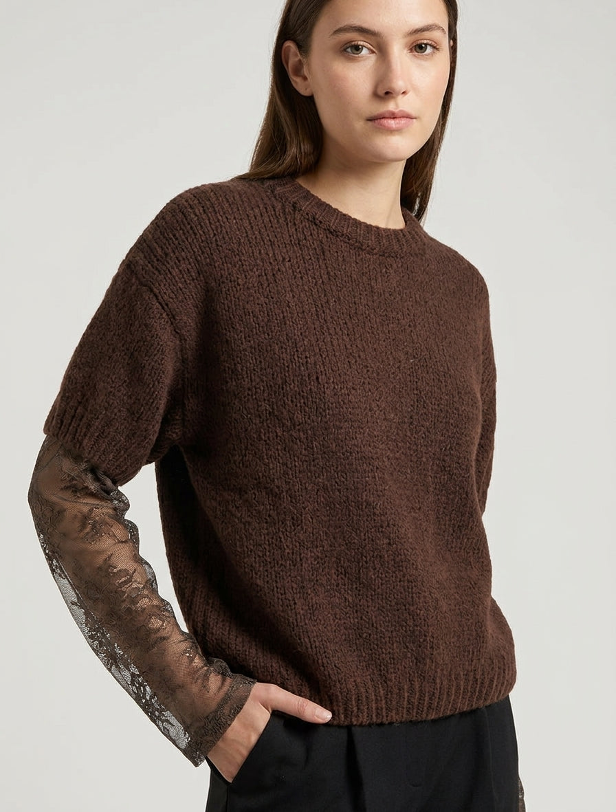 Unifarbener Pullover mit langen Ärmeln aus zwei Materialien - Braun