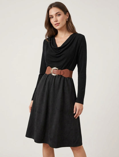 Zweiteiliges Kleid mit Wasserfallausschnitt - Schwarz