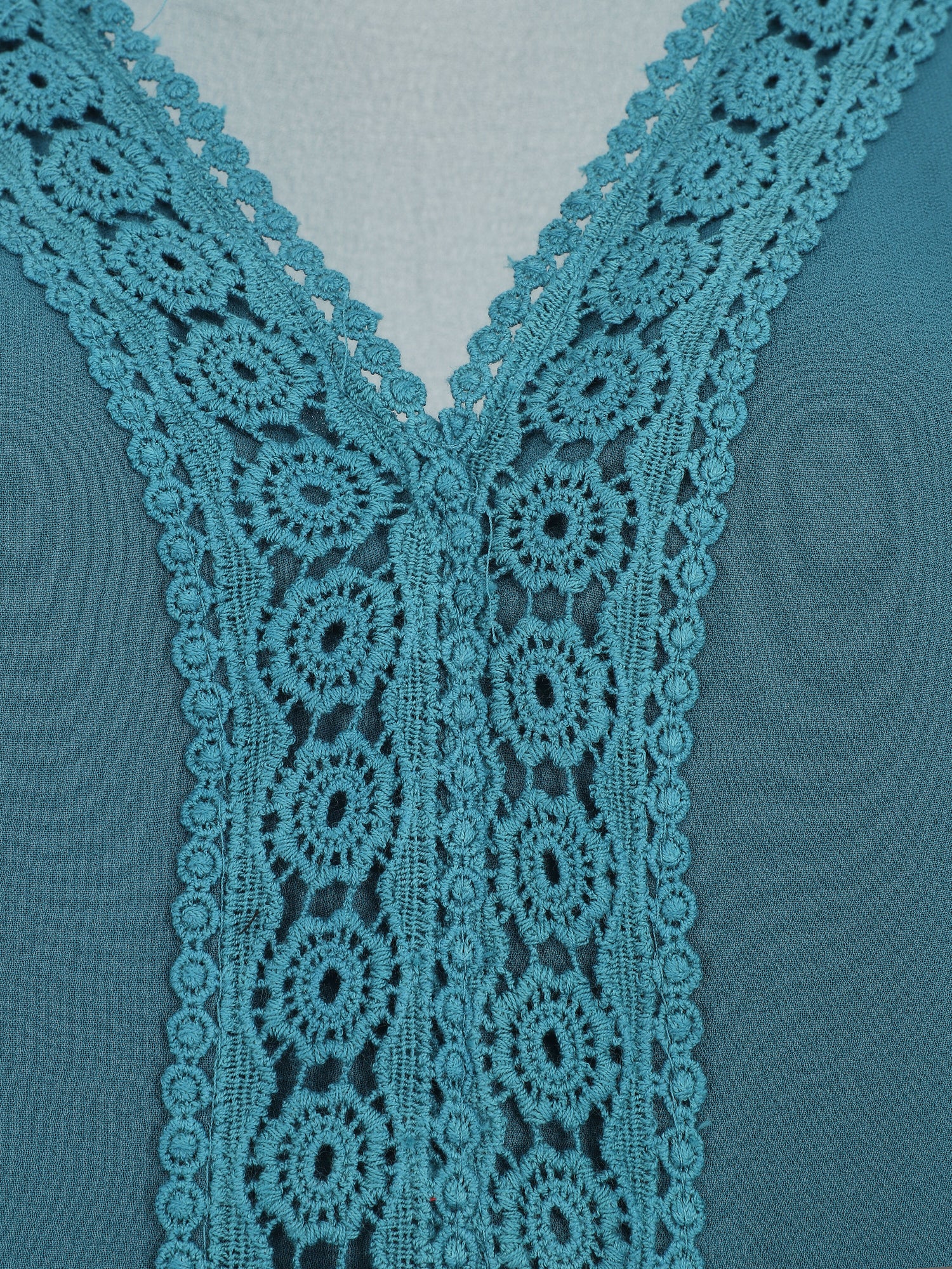 Top uni en voile et broderies - Bleu canard - 3