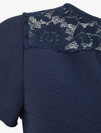 Top fluide en dentelle - Bleu nuit - 3