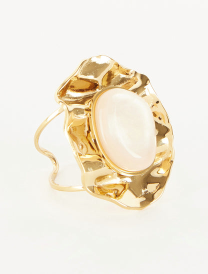 Bague martelée ornée d&