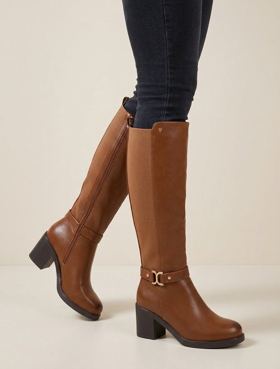 Elastische Stiefel mit Metallschnalle - Kamel