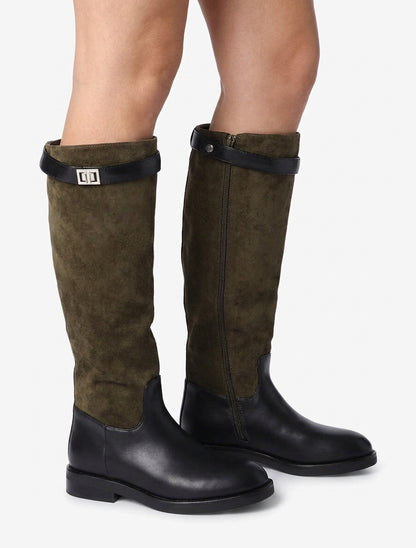 Stiefel aus Wildlederimitat und Kunstleder - Kaki