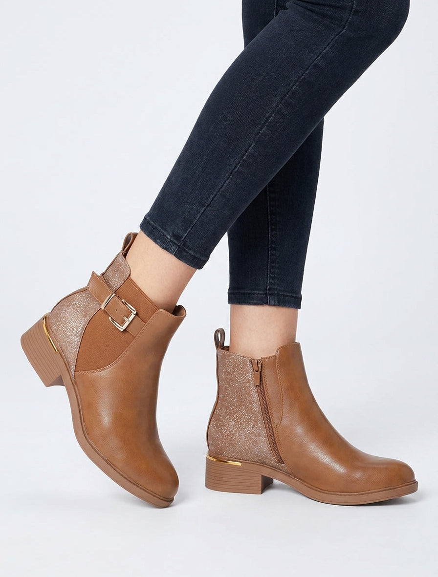 Elastische Stiefeletten mit schimmerndem Fersenverstärkung - Kamel