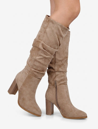Plissierte Stiefel aus Wildlederimitat - Beige