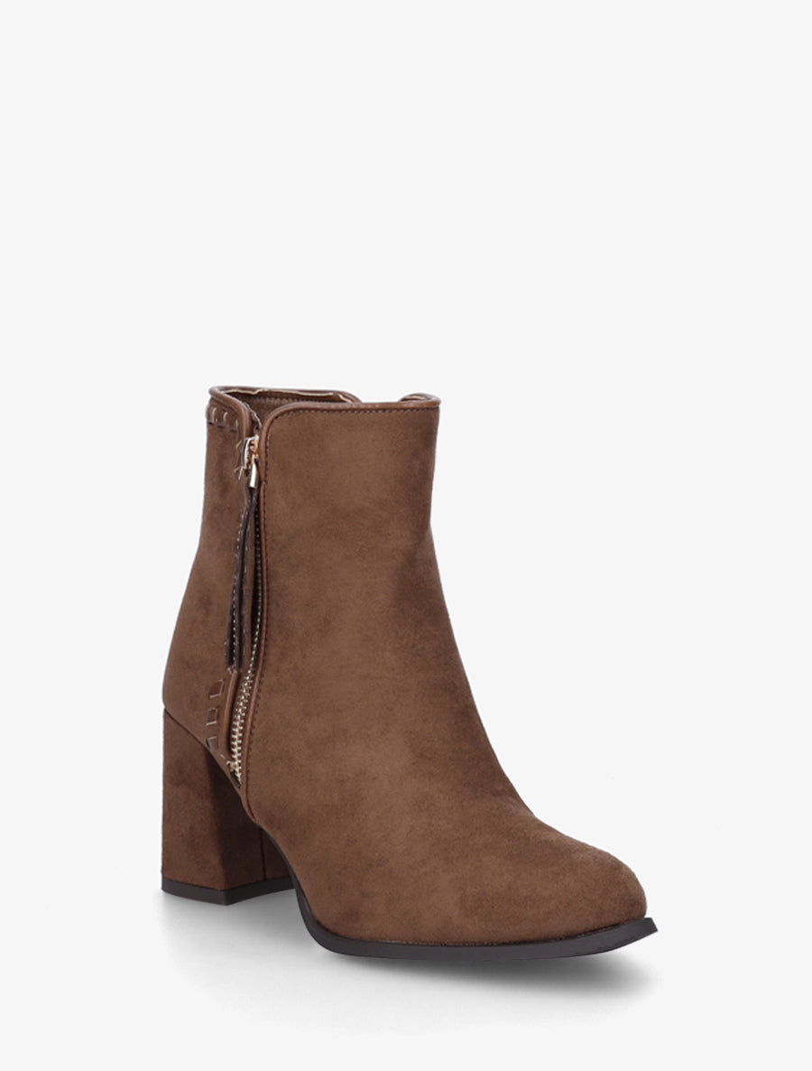 Bottines suédine à talon et pampille - Marron - 2