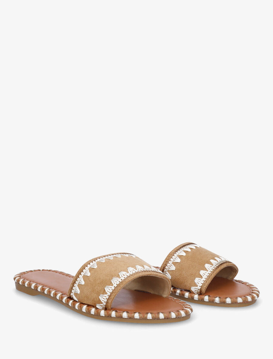 Claquettes en suédine motif dentelé - Camel - 4