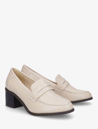 Mocassins à talon en simili - Beige - 4